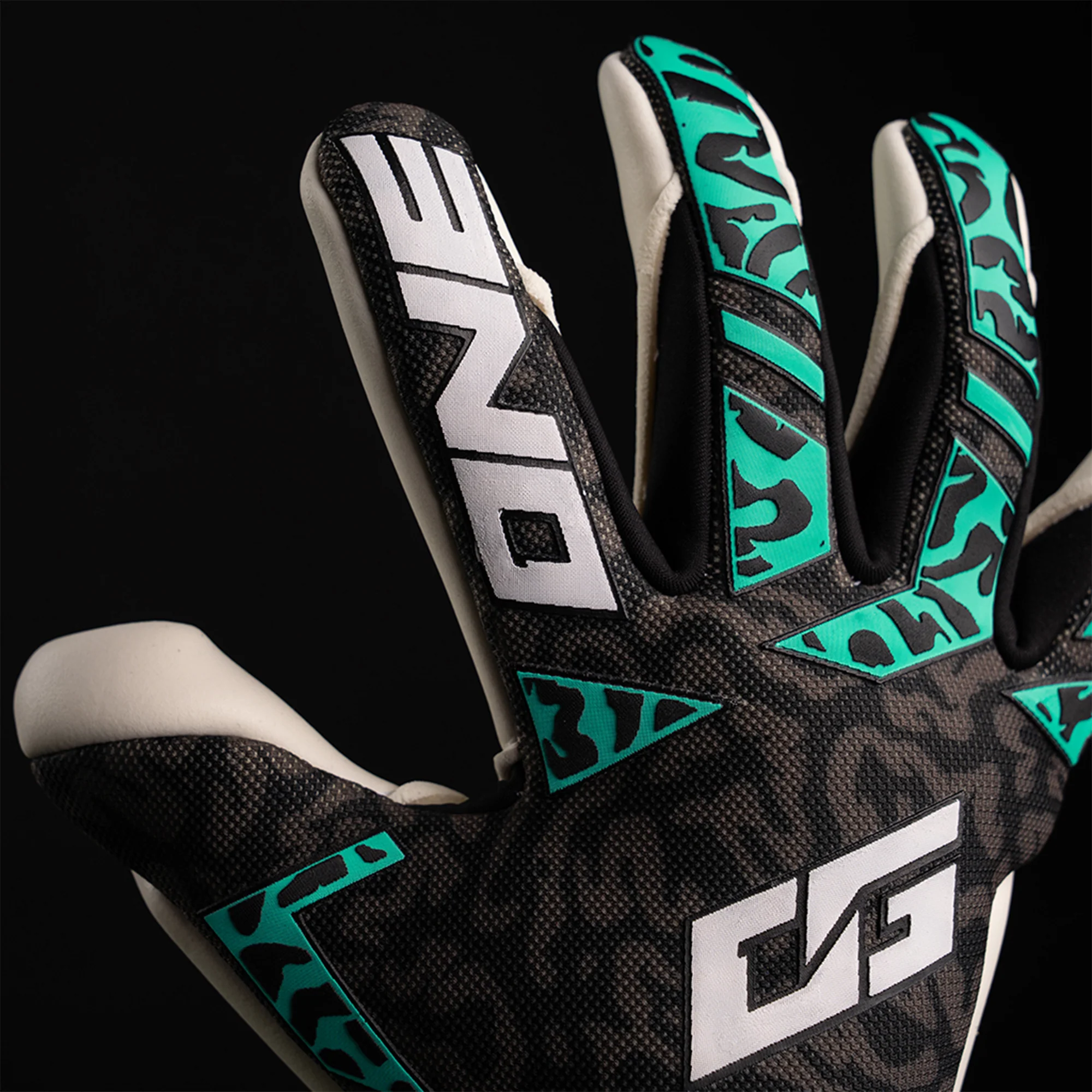 OG1 - Mentality Monster Hyla SL Cut Jnr GK Gloves - Image 10
