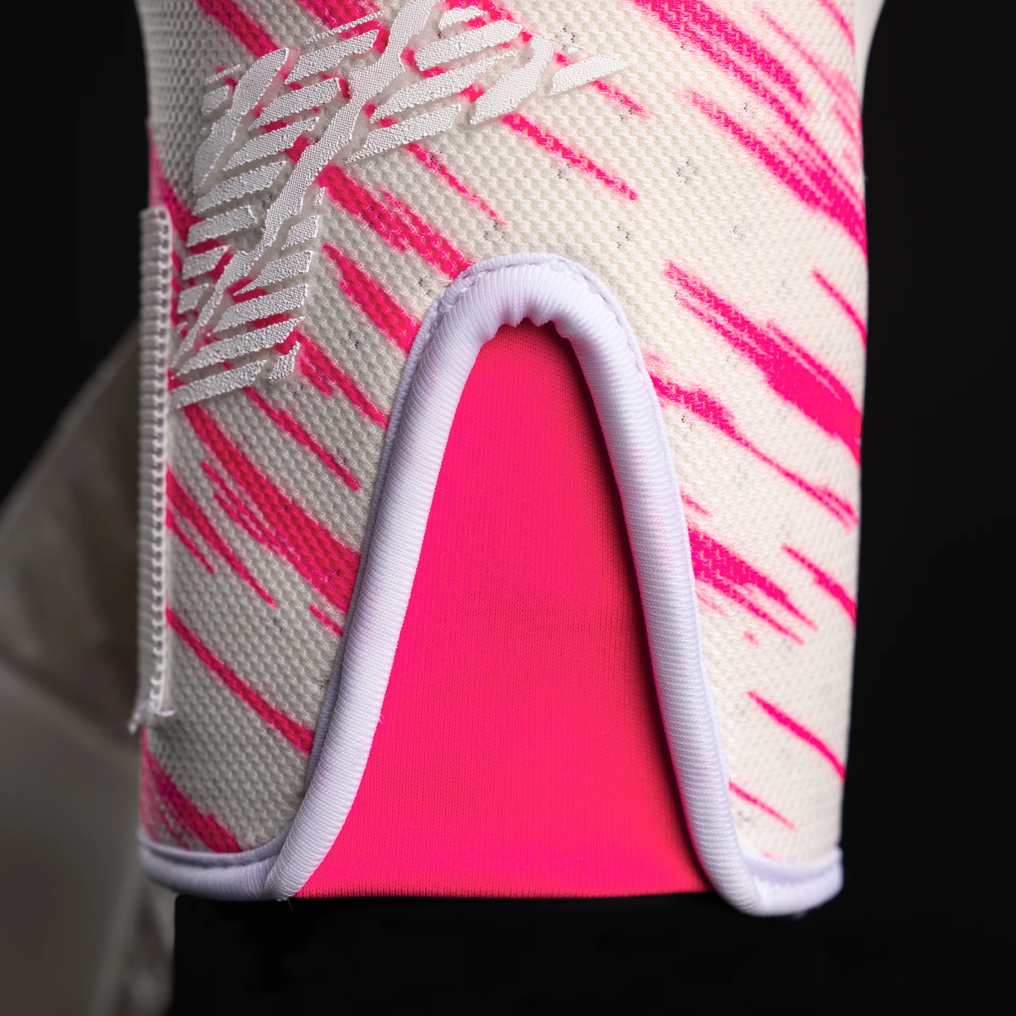 OG1 - Amped Hyla Cut Jnr GK Gloves - Image 9