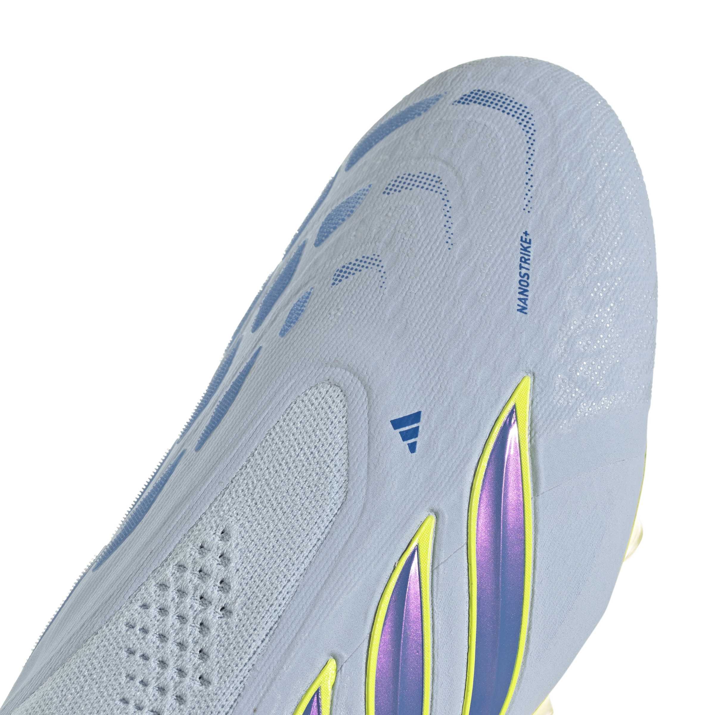 Predator 26 Elite Laceless FG/AG Football Boots - Image 8