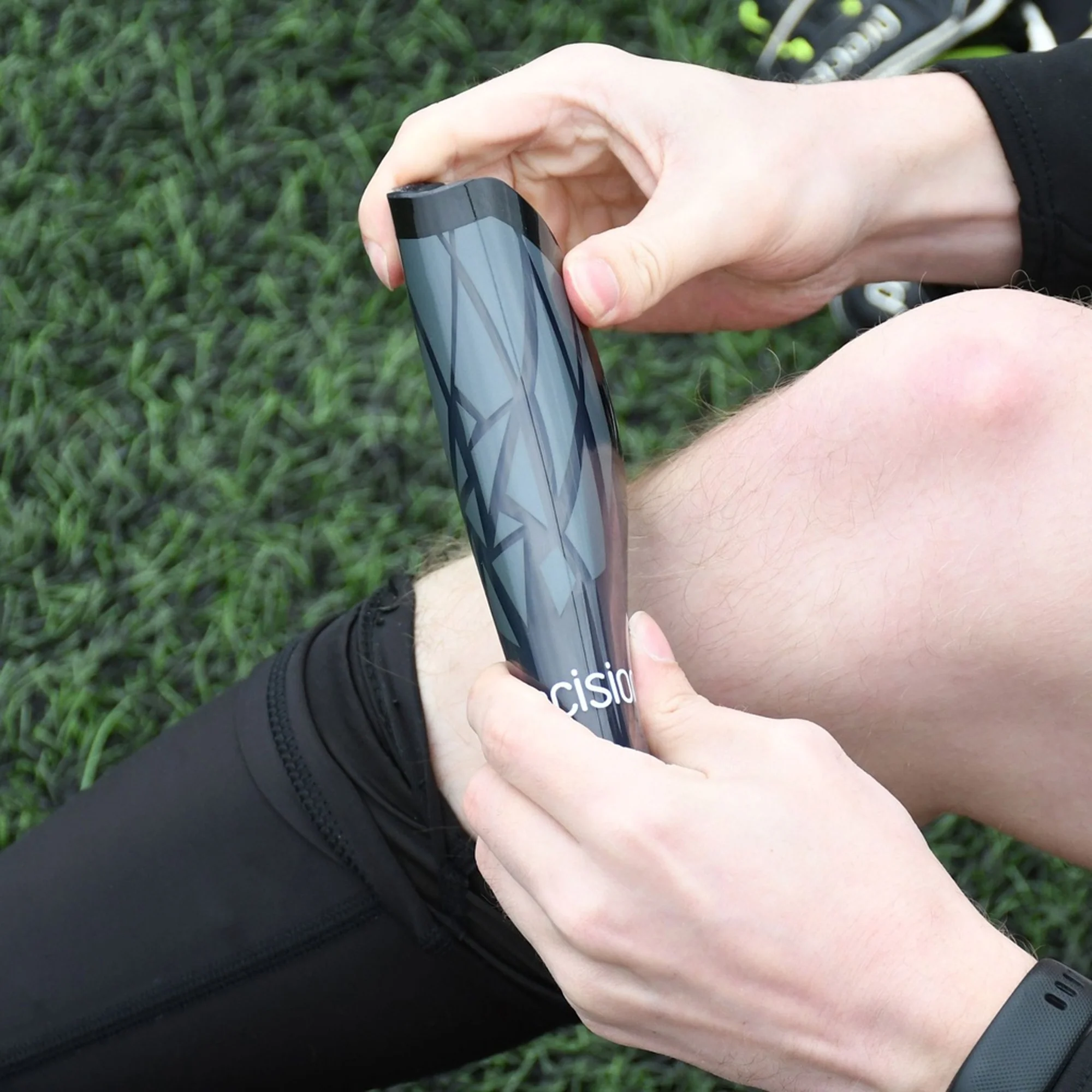 Pro Fusion Flex Shin Guards - Image 10