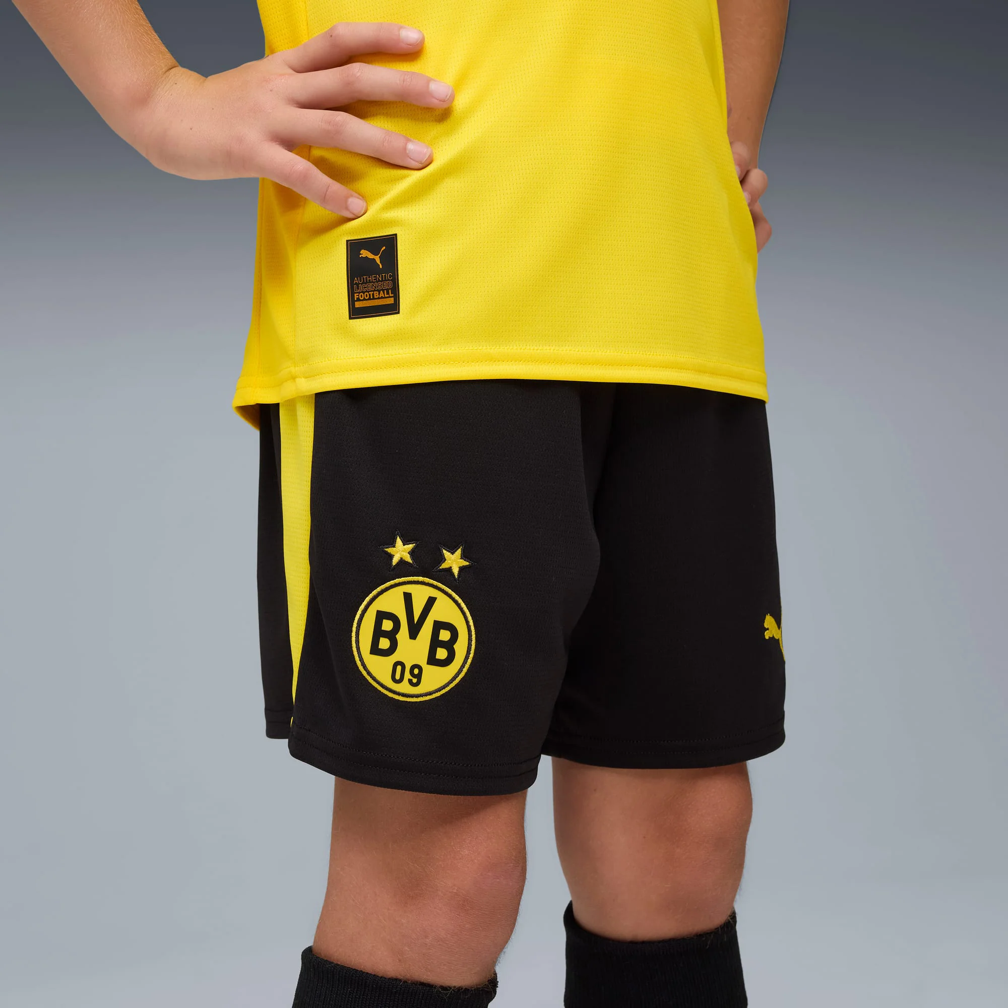 Borussia Dortmund 25/26 Home Football Shorts Jnr - Image 4