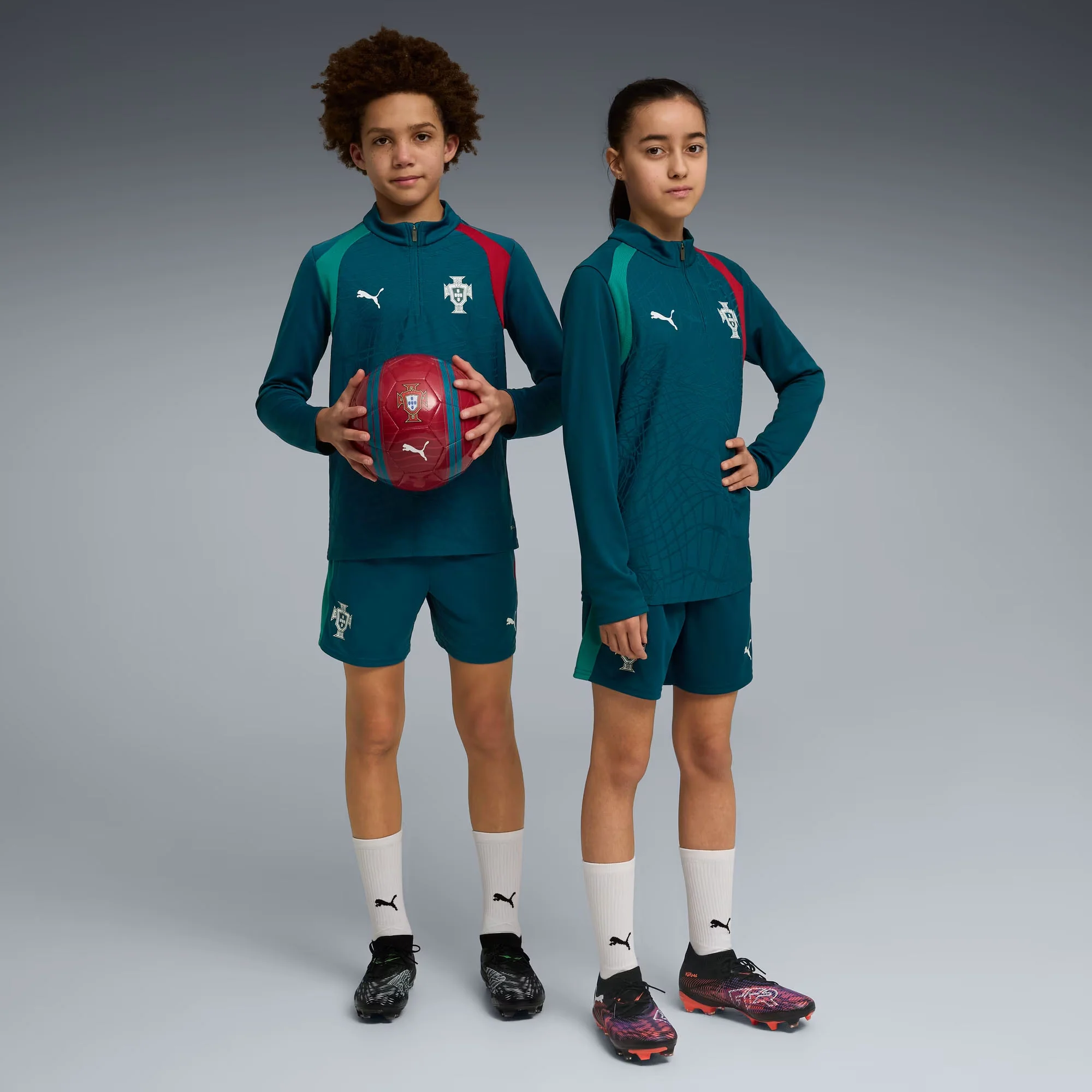 Portugal 26 Training Football 1/4 Zip Top Jnr - Image 4