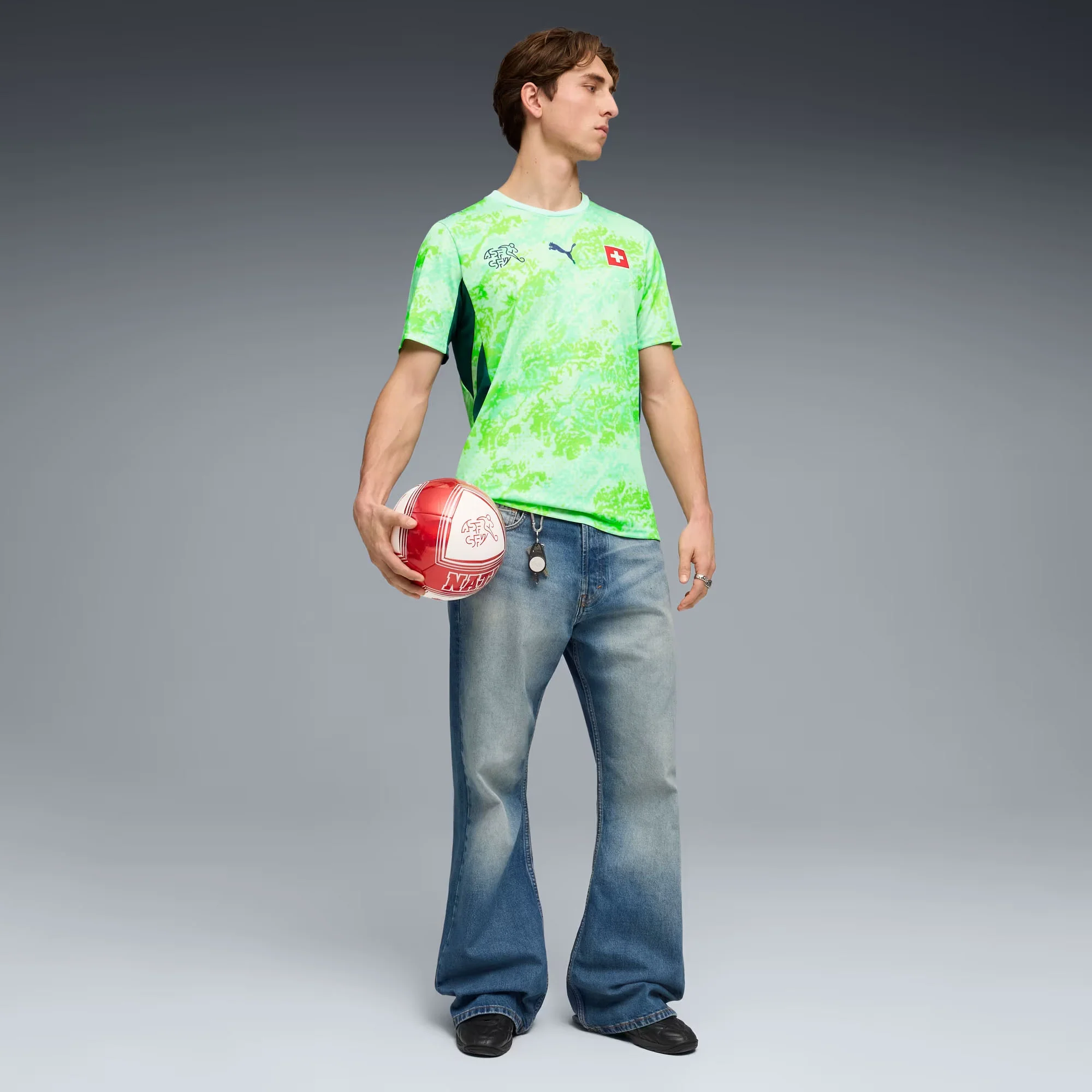 Switzerland 26 Away Football Shirt - Image 4