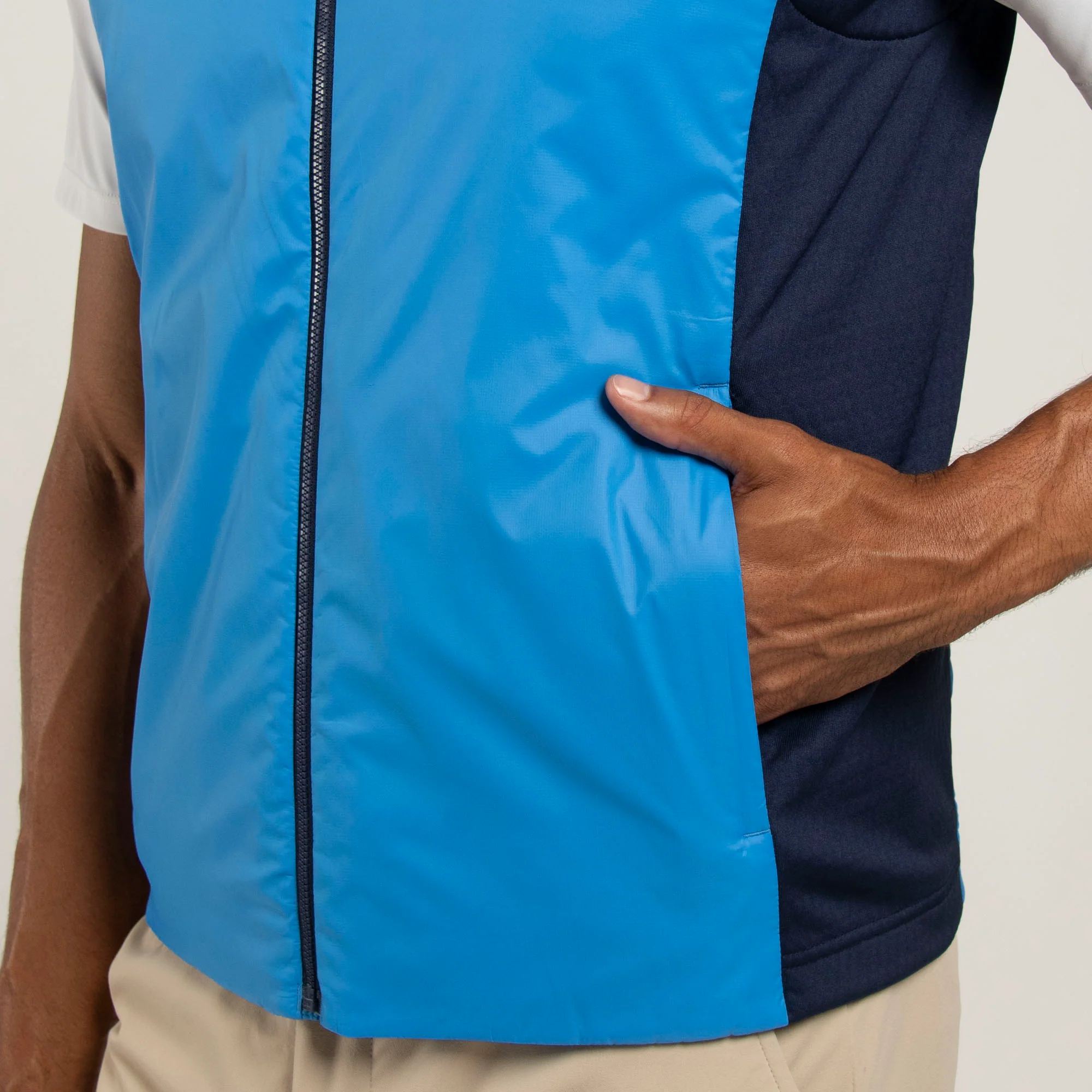 Radiation Golf Vest - Image 6