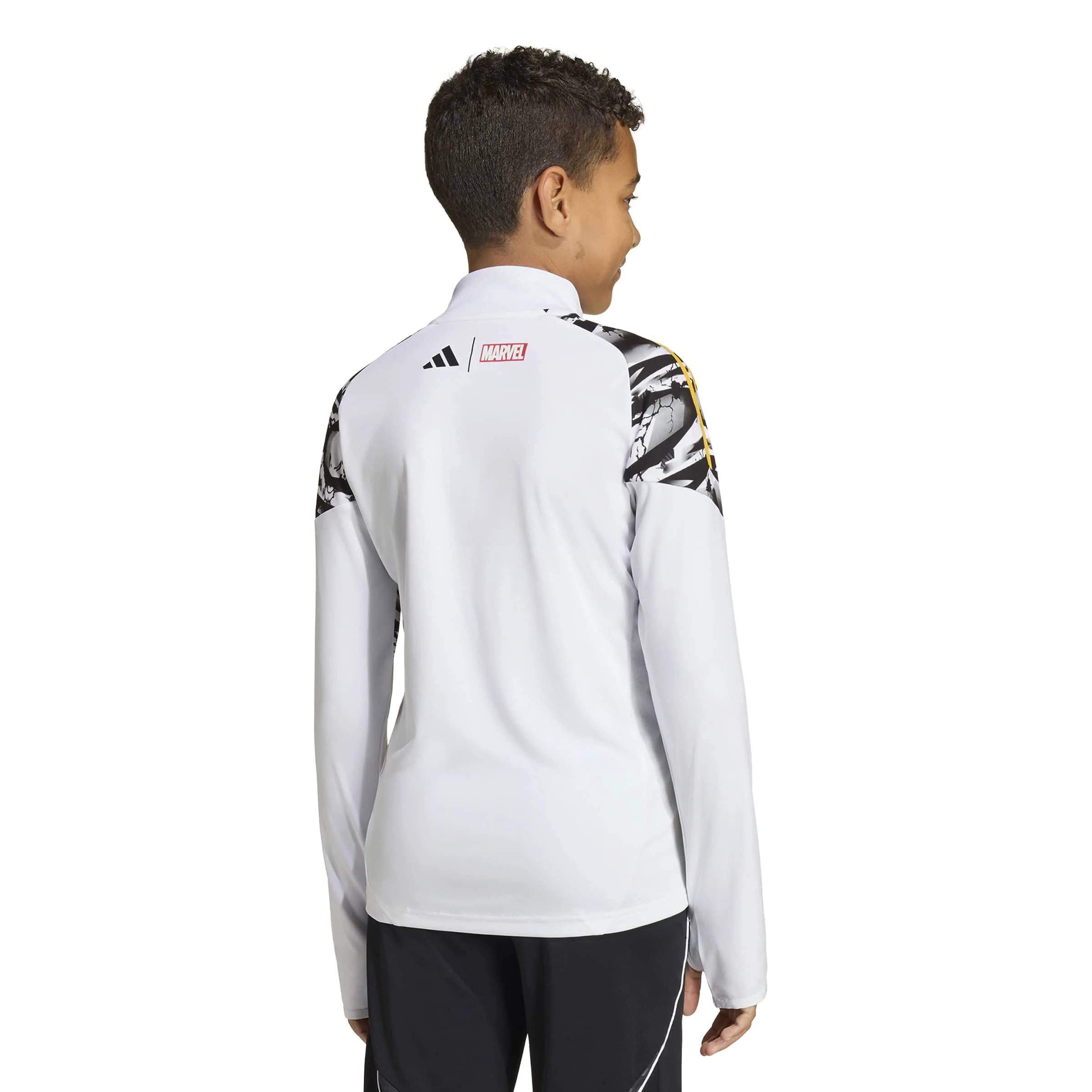Real Madrid 25/26 Avengers Training Football Top Jnr - Image 6