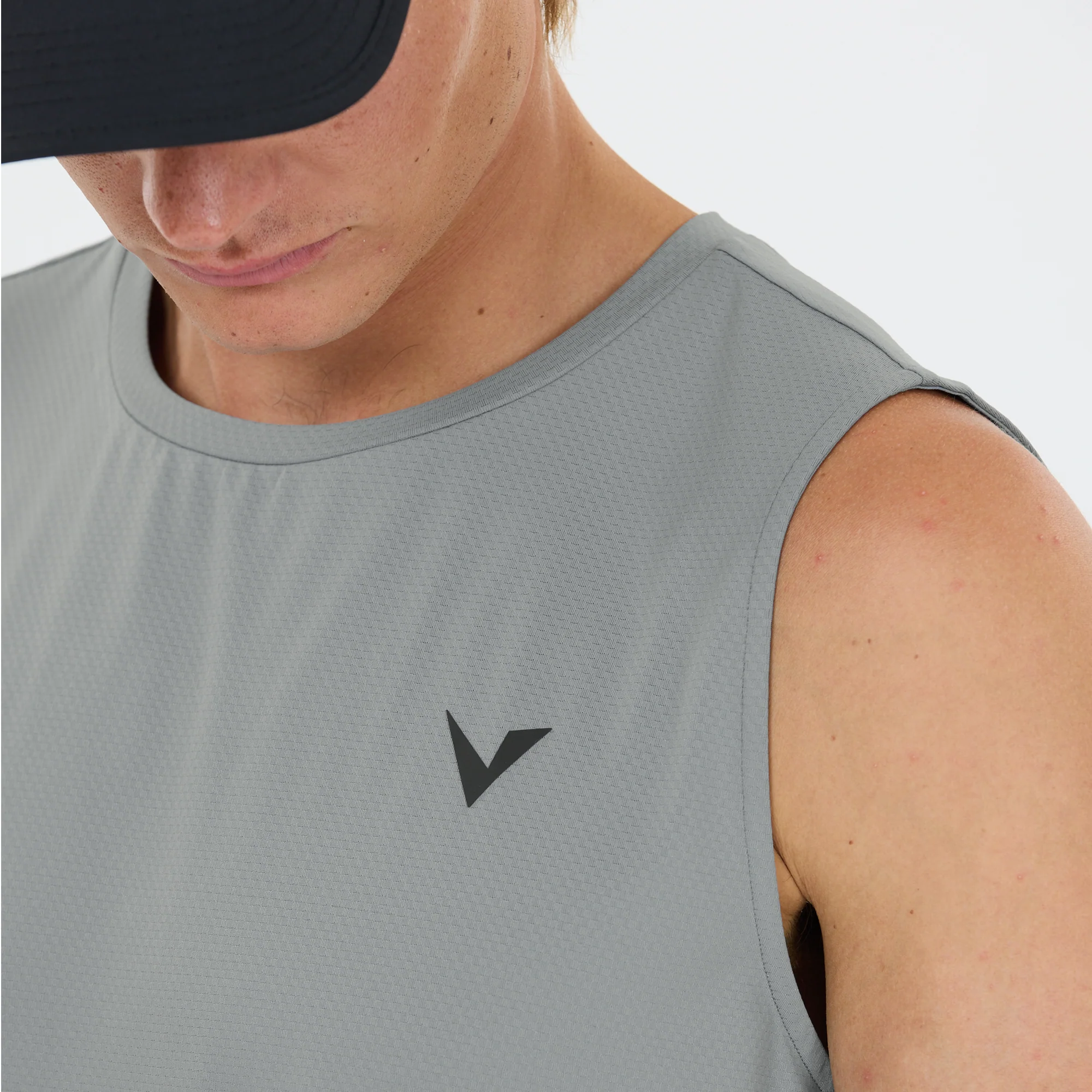 Roger V3 Hyperstretch Sleeveless Tee - Image 5