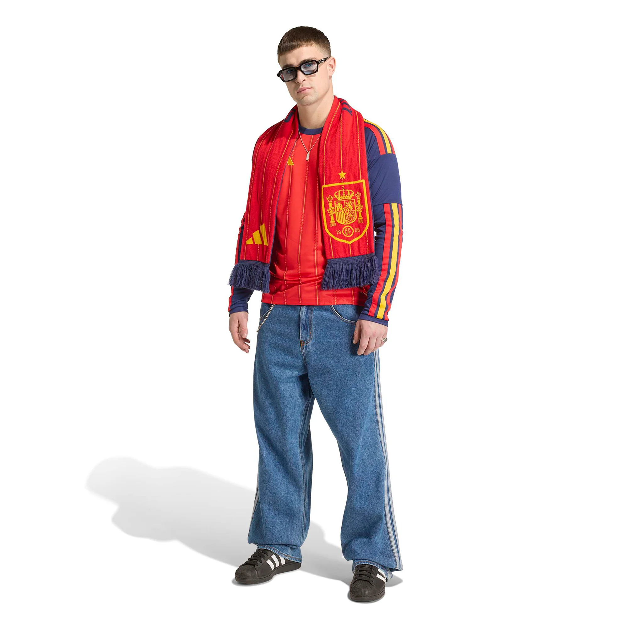 Spain 26 Home Long Sleeve Football Shirt - Image 6