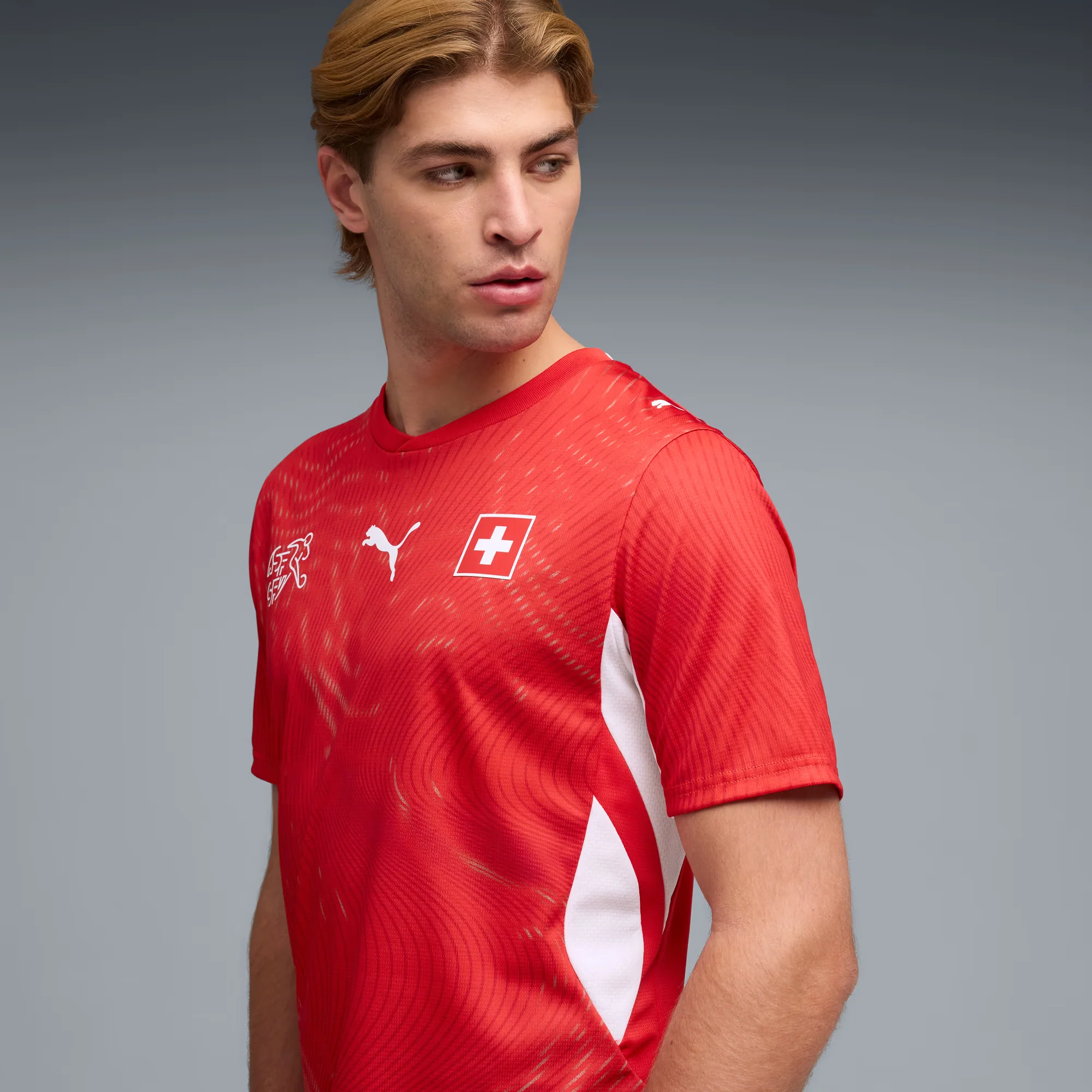 Switzerland 26 Home Football Shirt - Image 4