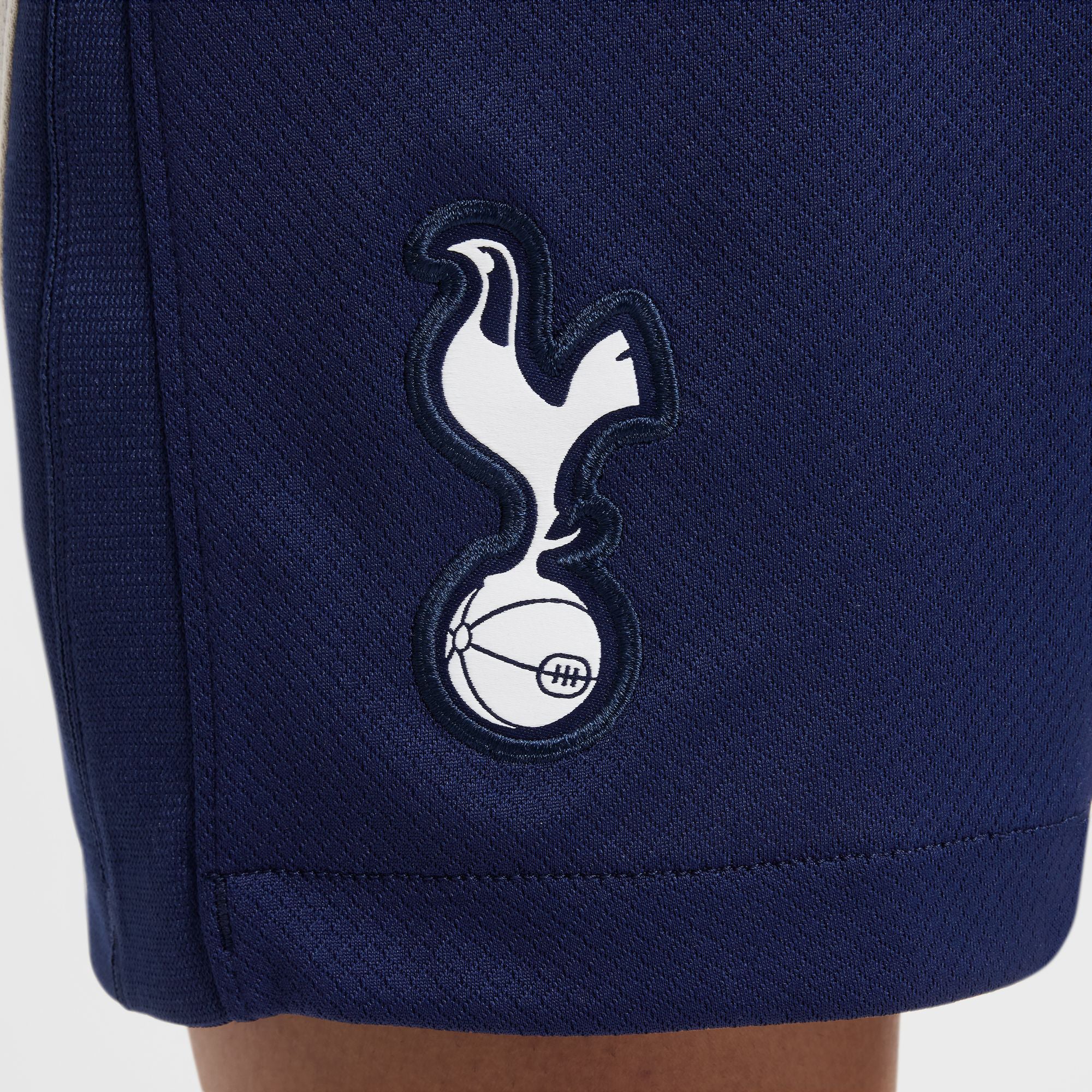 Tottenham Hotspur 25/26 Home Football Shorts Jnr - Image 5
