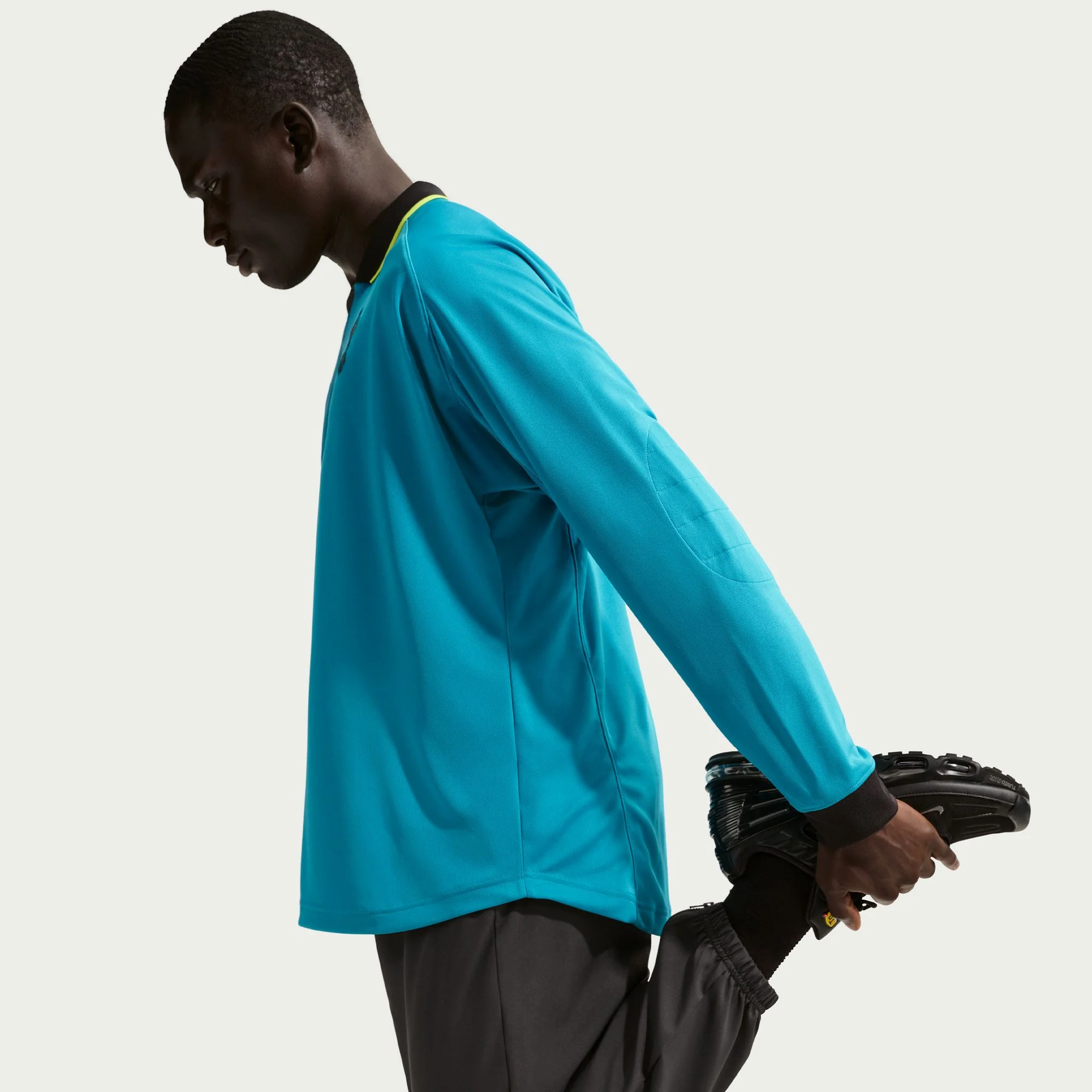 Tottenham Hotspur Nike Air Long Sleeve Football Shirt - Image 3