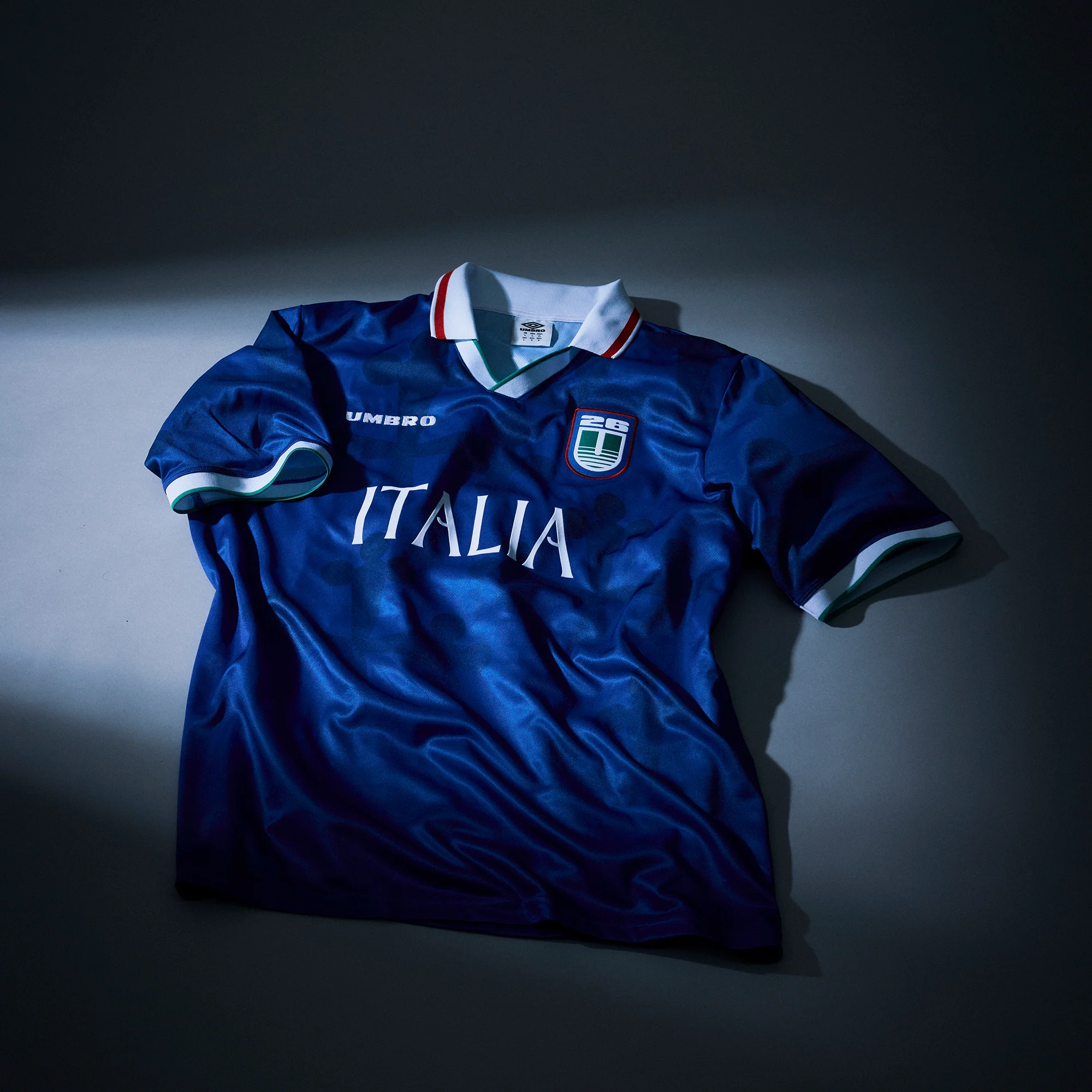 Italy Football Shirt - Image 5