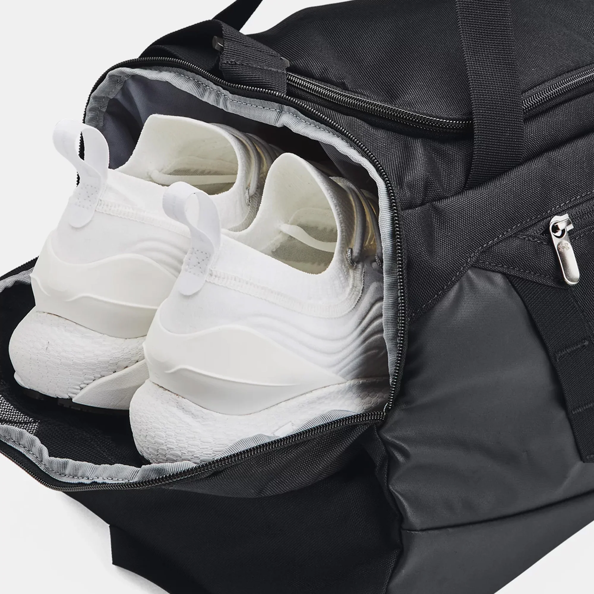 Undeniable 5.0 Small Duffle Bag - Image 4