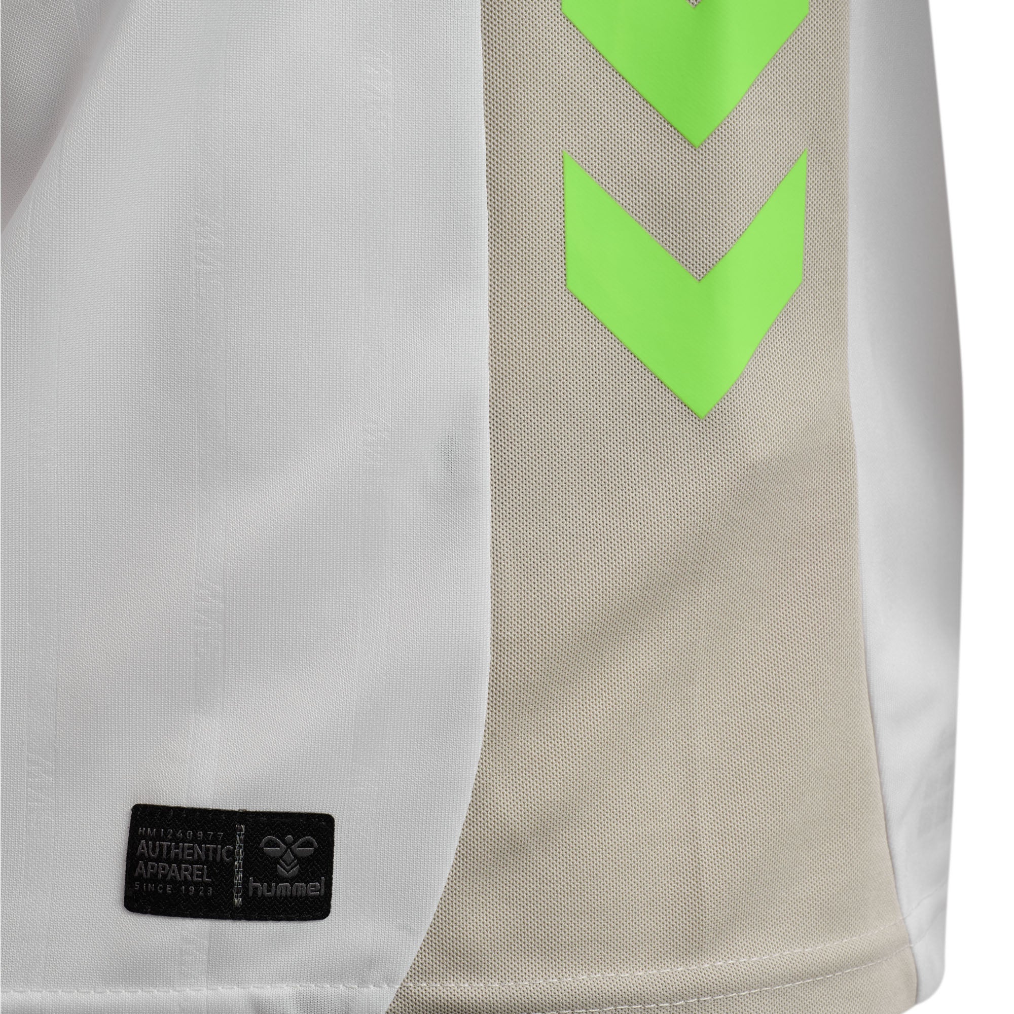 Werder Bremen 25/26 Away Football Shirt - Image 6