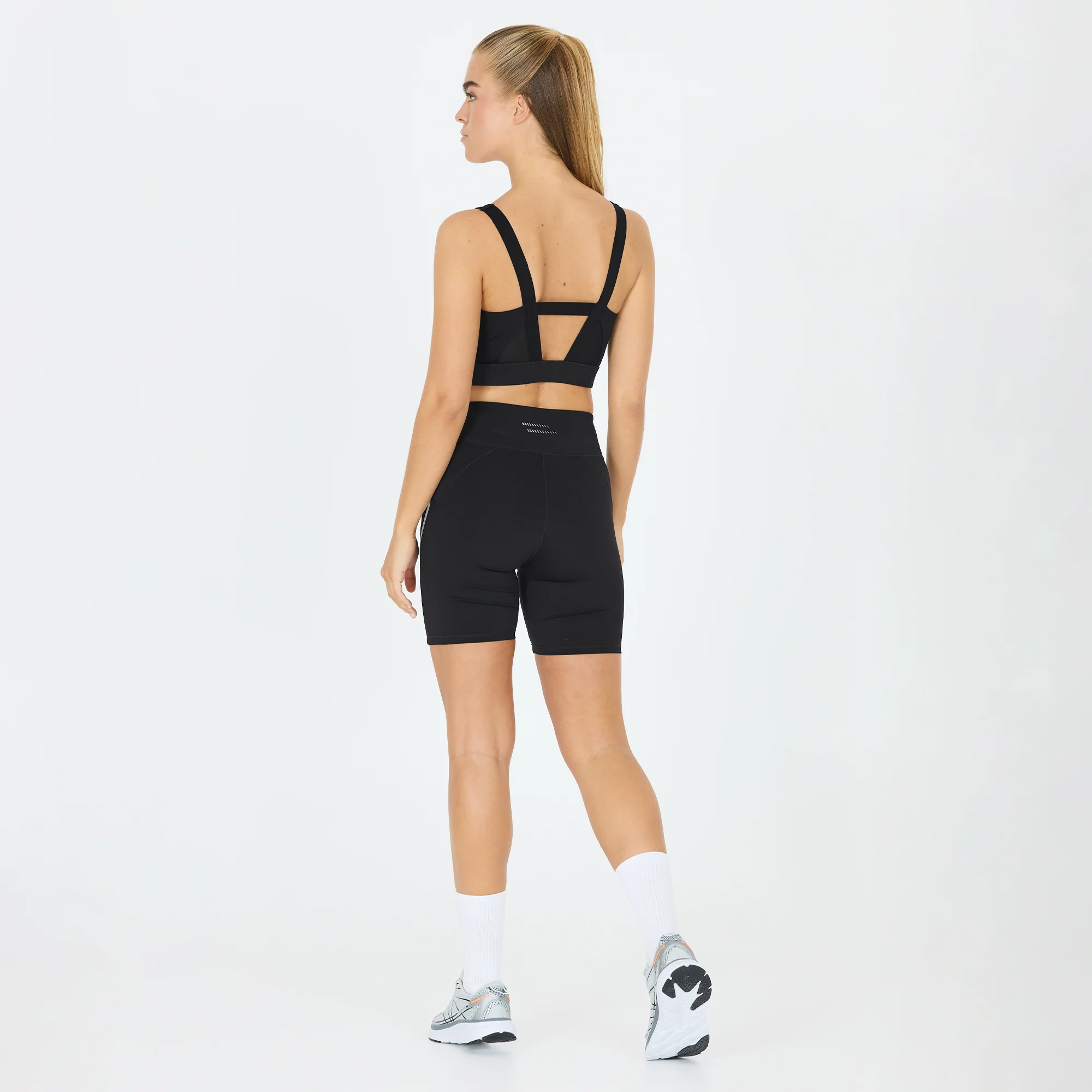 Women's Talori Short Tights - Image 9